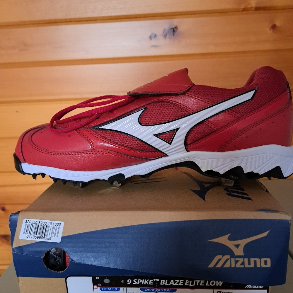 MIZUNO 9 SPIKE STEEL BASEBALL SHOES NEW IN BOX